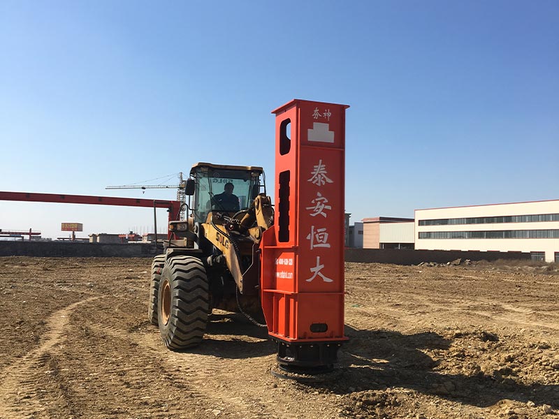 鏟車改裝液壓夯實機