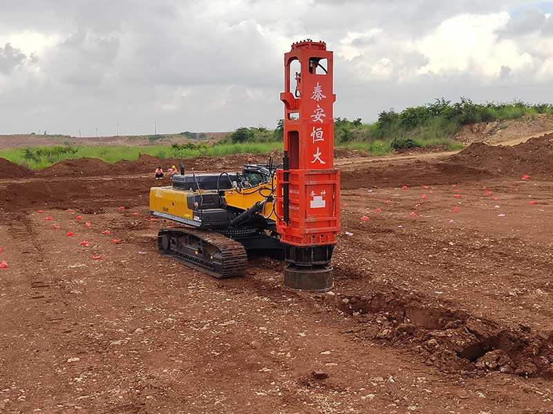 挖掘機液壓夯實機